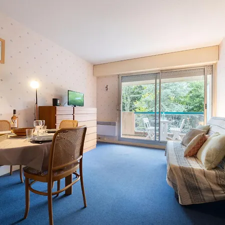 Eugenie-4 By Interhome Apartament *