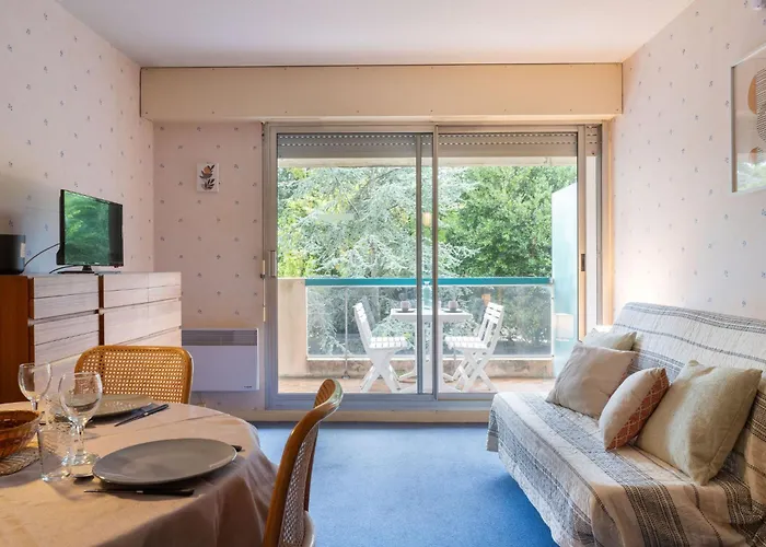 Eugenie-4 By Interhome