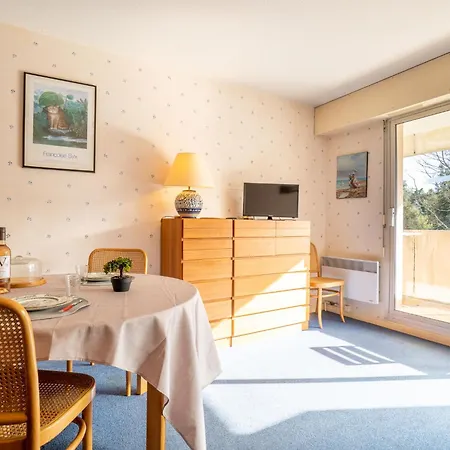 Eugenie-4 By Interhome Apartamento *
