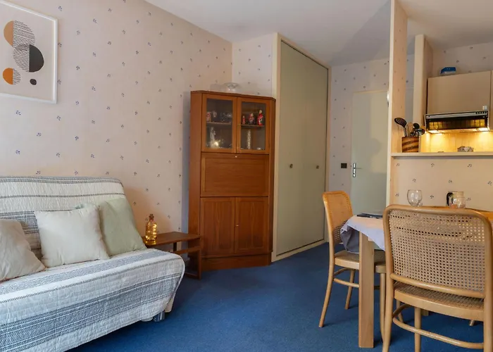 Eugenie-4 By Interhome